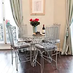 La Charme Du Marais Apartamento París