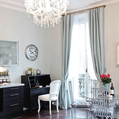 La Charme Du Marais * باريس