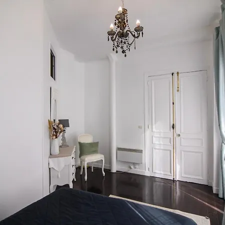 公寓 La Charme Du Marais *