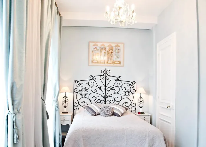 La Charme Du Marais Apartamento *