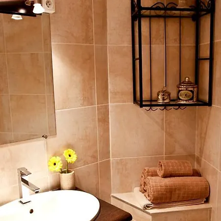 La Charme Du Marais Paris